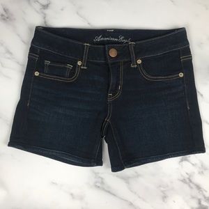 American Eagle Size 4 Stretch Shorts